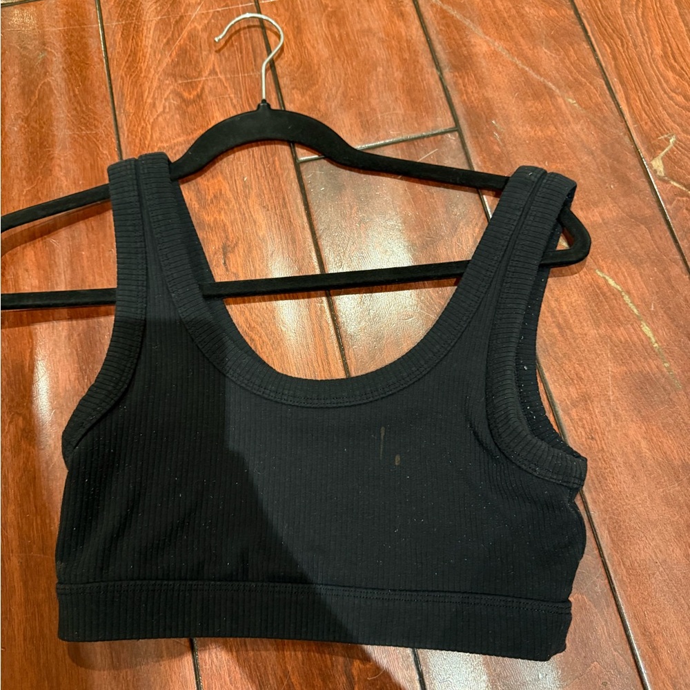 Alo yoga black ribbed sports bra tank top